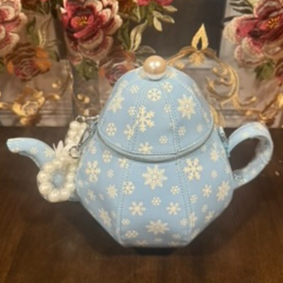 Dolls Kill Blue Snowflake Teapot Shoulder Bag - Picture 4 of 8